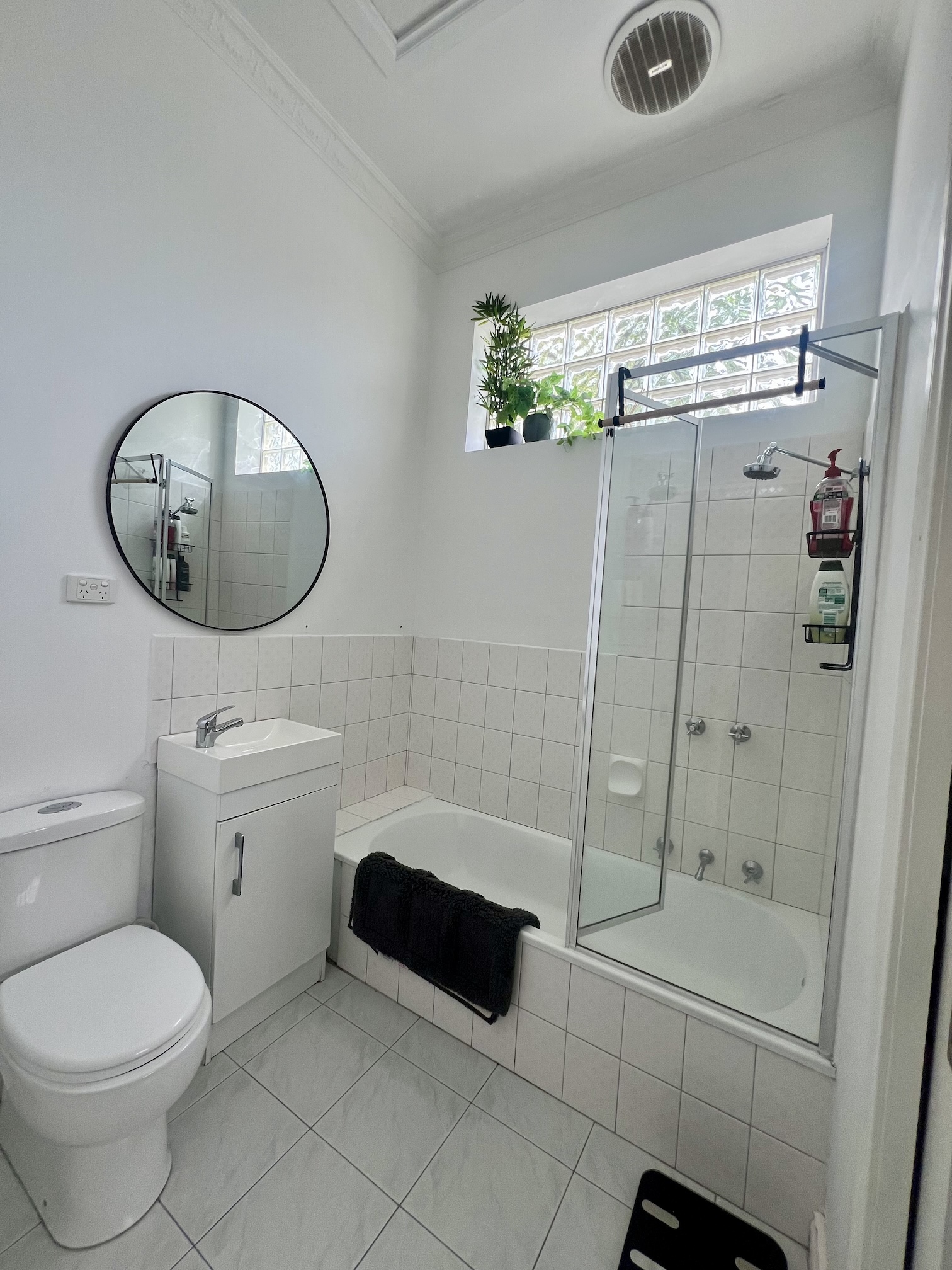 61 Kent Street - Bathroom