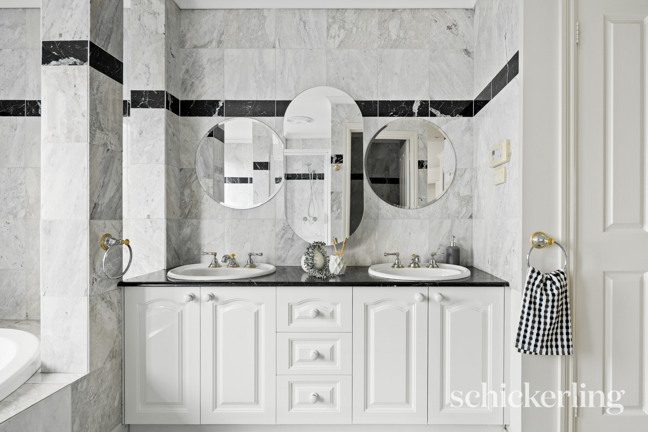 7 Streldon Avenue, Strathmore WEB-16